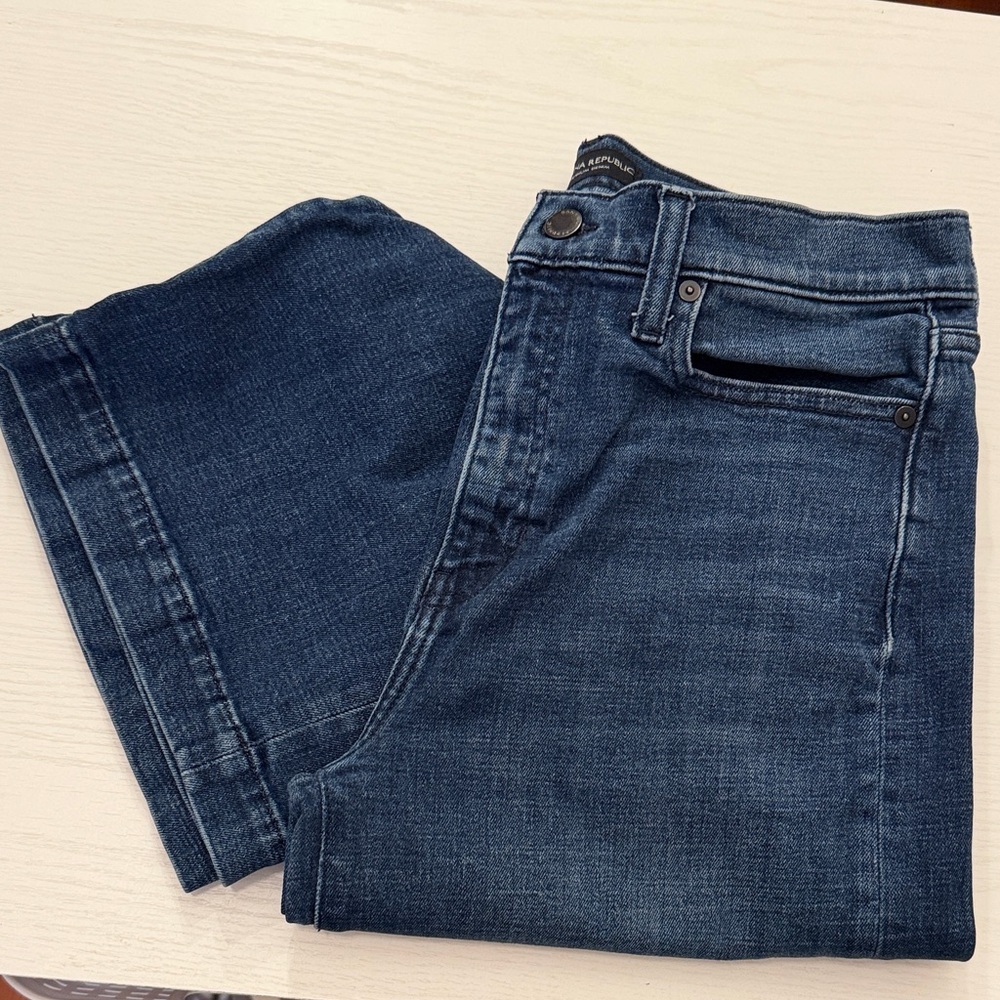 EUC Banana Republic high rise, wide leg, crop jeans 👖